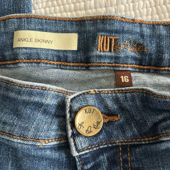 Kut from the Kloth Women's Blue Ankle Skinny Frayed Hem Cropped Jeans Size 16 - Picture 5 of 16